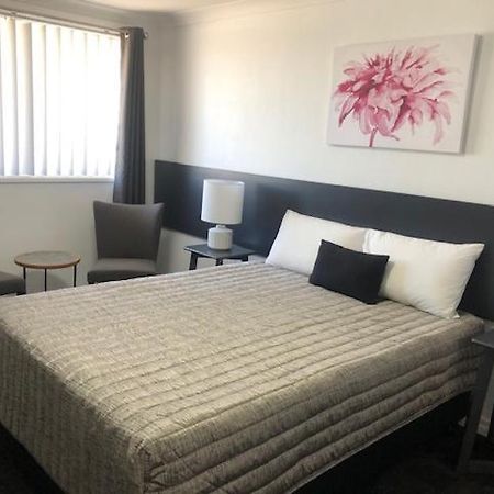 South Tamworth Motor Inn מראה חיצוני תמונה