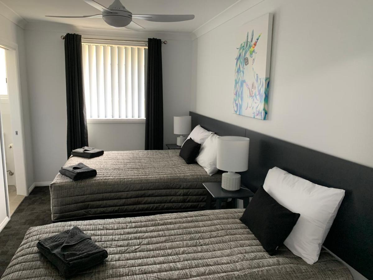 South Tamworth Motor Inn מראה חיצוני תמונה