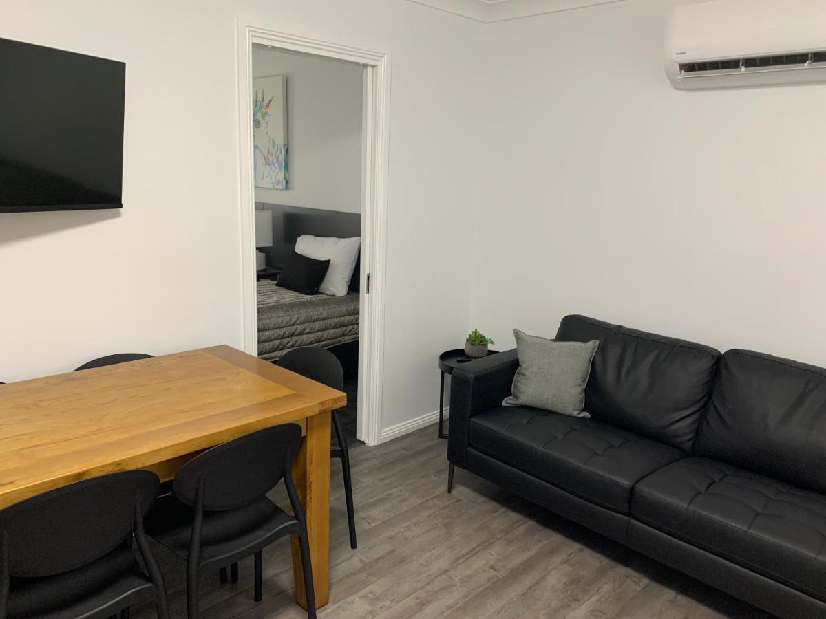 South Tamworth Motor Inn מראה חיצוני תמונה
