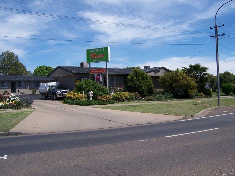 South Tamworth Motor Inn מראה חיצוני תמונה