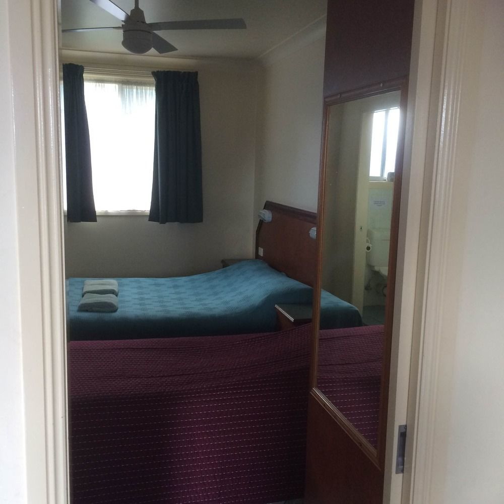 South Tamworth Motor Inn מראה חיצוני תמונה