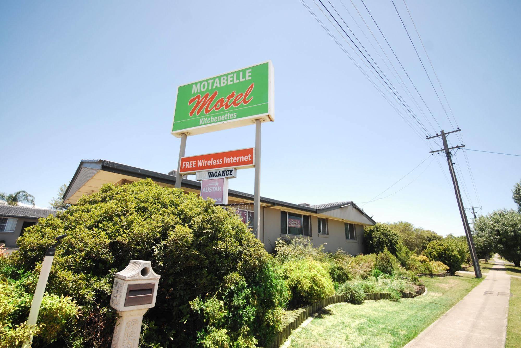 South Tamworth Motor Inn מראה חיצוני תמונה