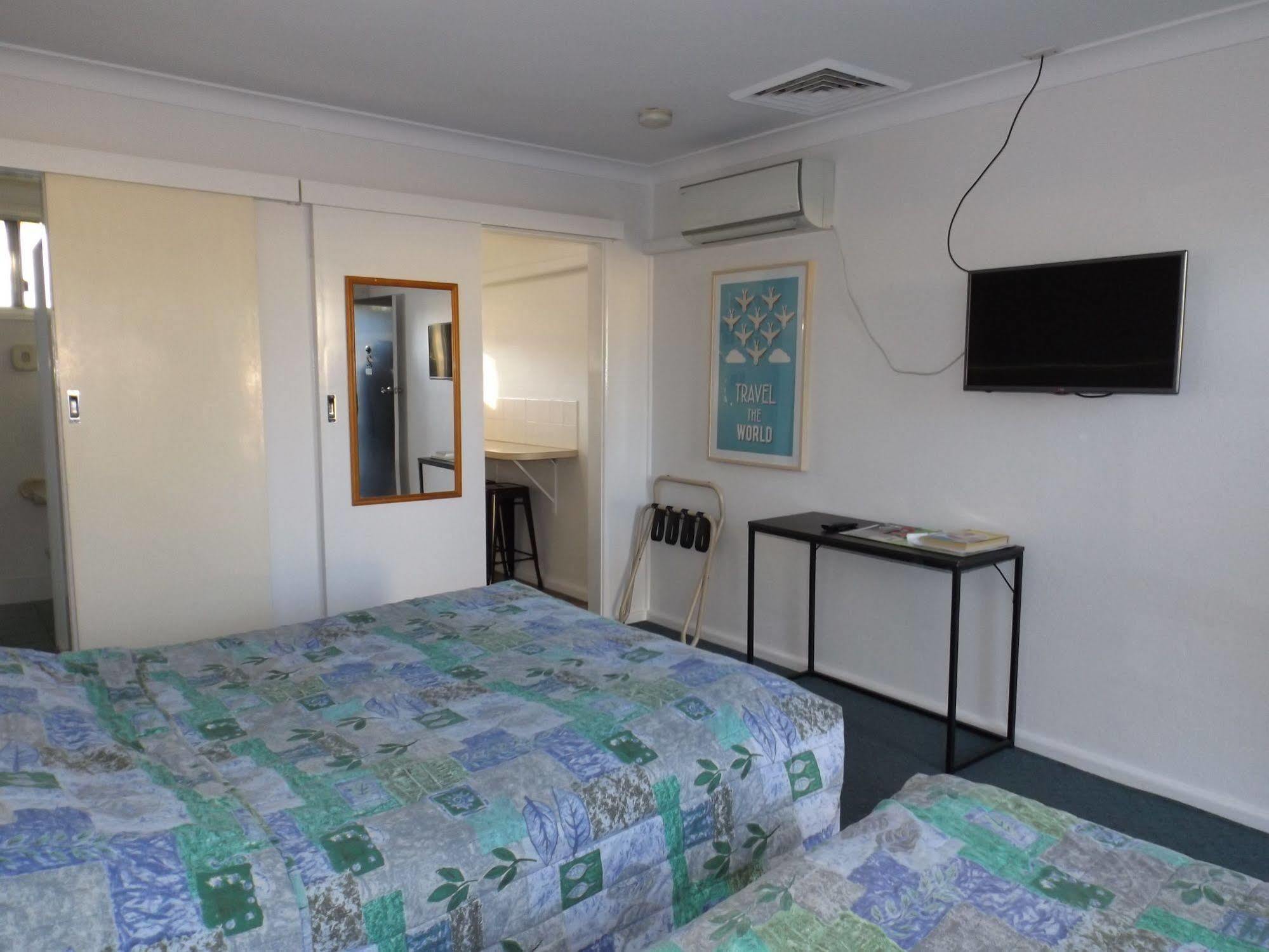 South Tamworth Motor Inn מראה חיצוני תמונה