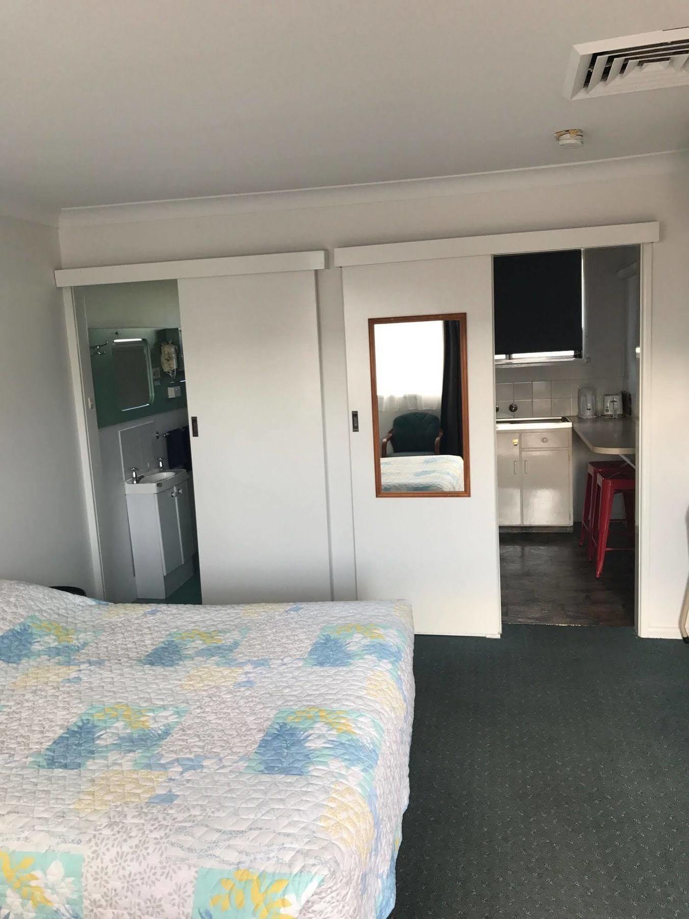 South Tamworth Motor Inn מראה חיצוני תמונה