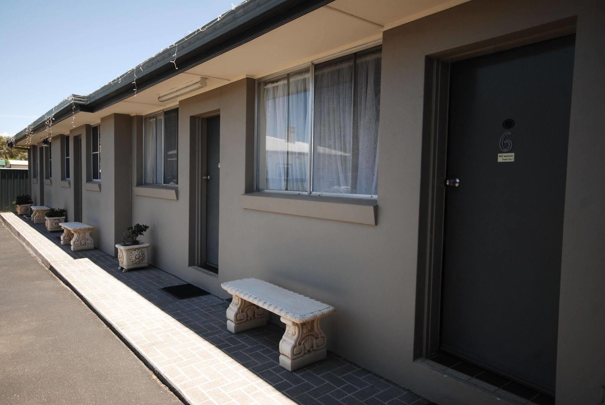 South Tamworth Motor Inn מראה חיצוני תמונה